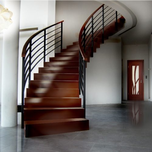 Jakie rodzaje schodów drewnianych występują?